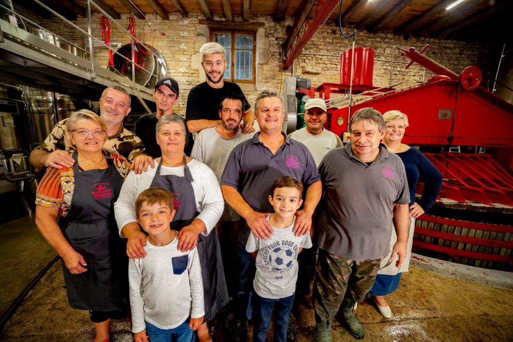 LES VENDANGES AUX CHAMPAGNES HORIOT PÈRE ET FILS – LES RICEYS